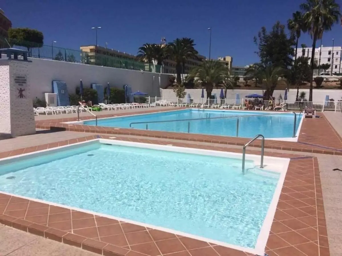 5 Min Walk From Yumbo! 517 Apartment Maspalomas  Spain